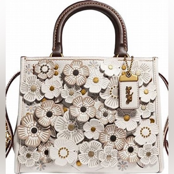 IN SEARCH OF A COACH TEA ROSE BAG ANY SOZE ANY COLOR/ GOOD CONDITION AFFORDABLE - Picture 8 of 16